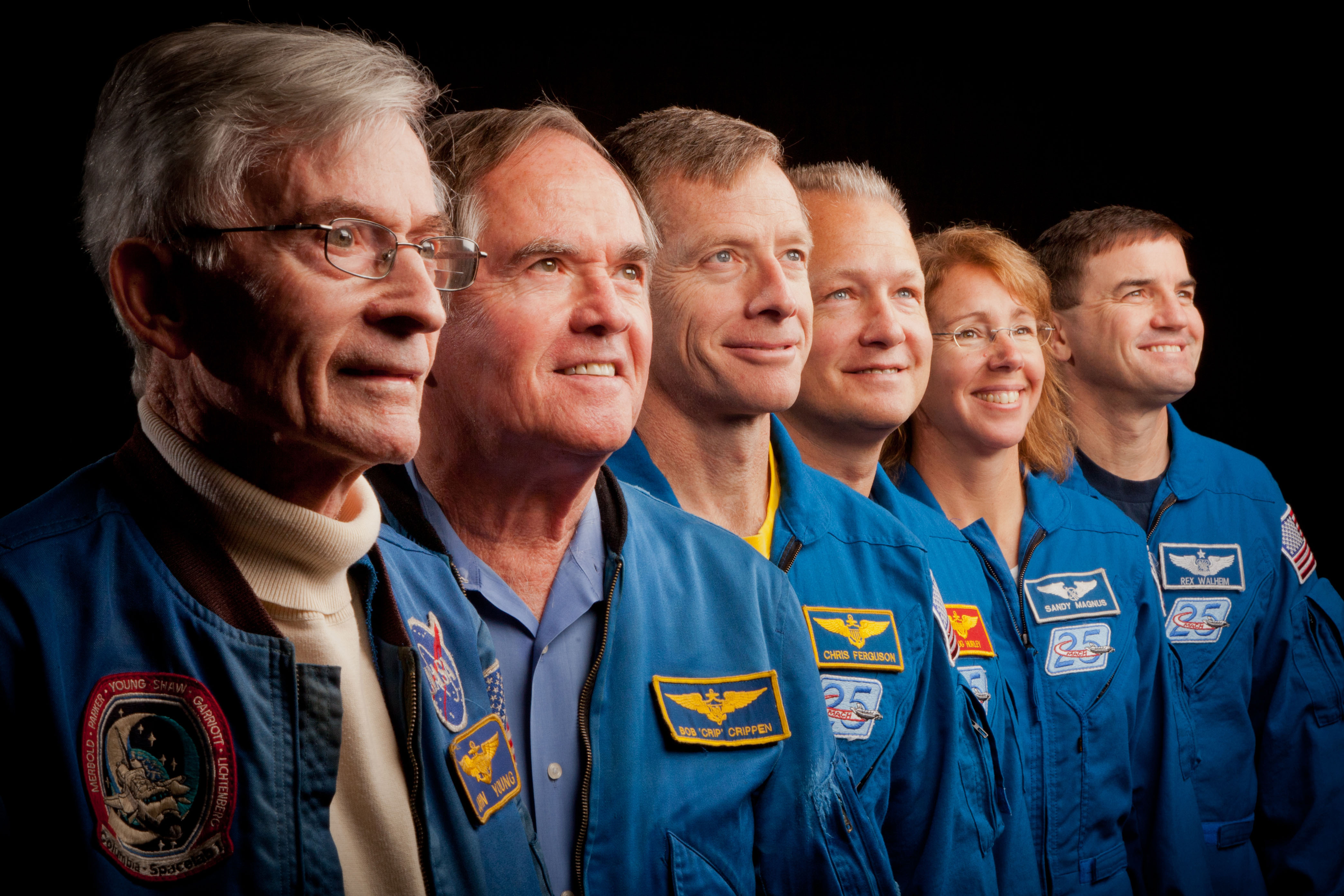 First & Last Space Shuttle Crews Meet for 'Bookend' Photos